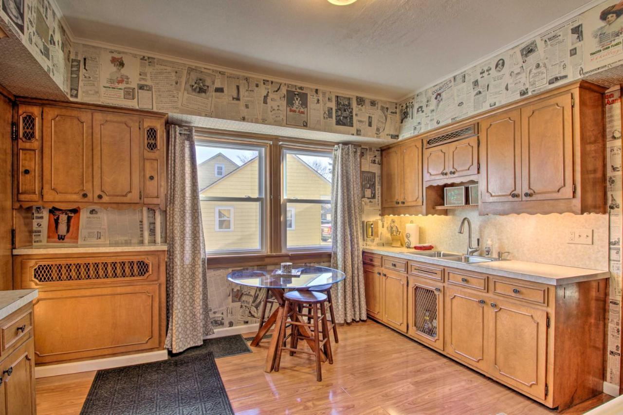 Cozy Appleton Getaway With Screened-In Porch And Yard! Екстериор снимка