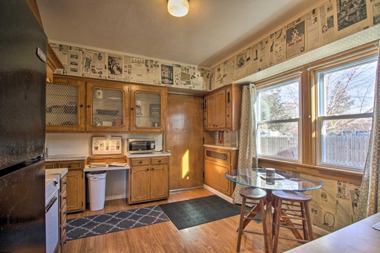 Cozy Appleton Getaway With Screened-In Porch And Yard! Екстериор снимка