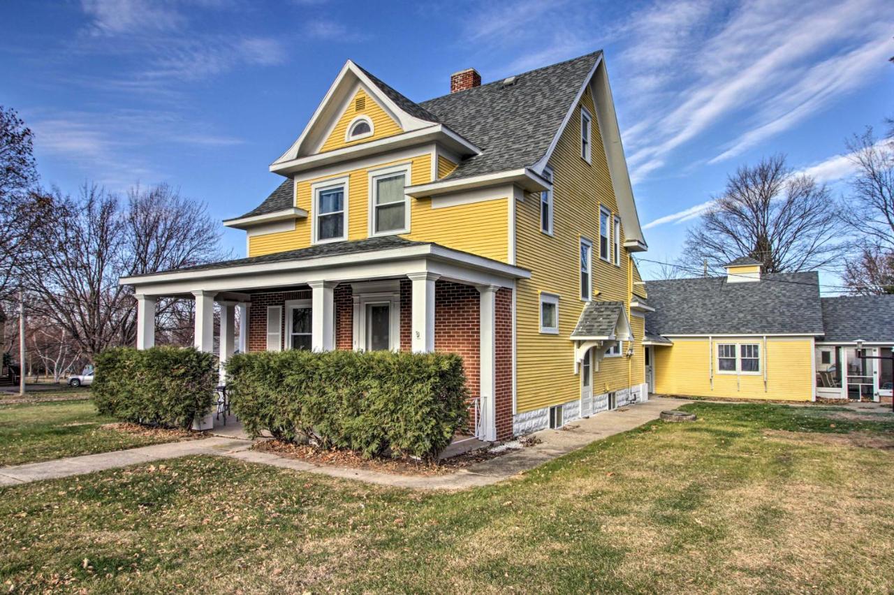 Cozy Appleton Getaway With Screened-In Porch And Yard! Екстериор снимка